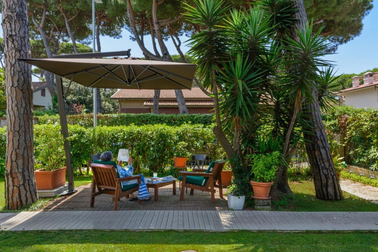 Hotel Etruria Forte dei Marmi Esterno foto