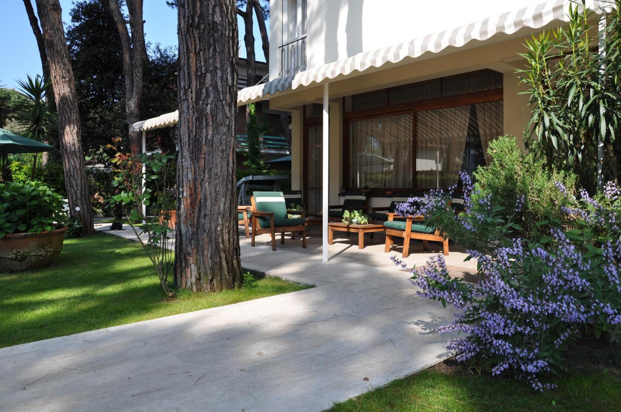 Hotel Etruria Forte dei Marmi Esterno foto